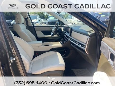 Used 2024 Hyundai Santa Fe Calligraphy AWD/4WD image 7