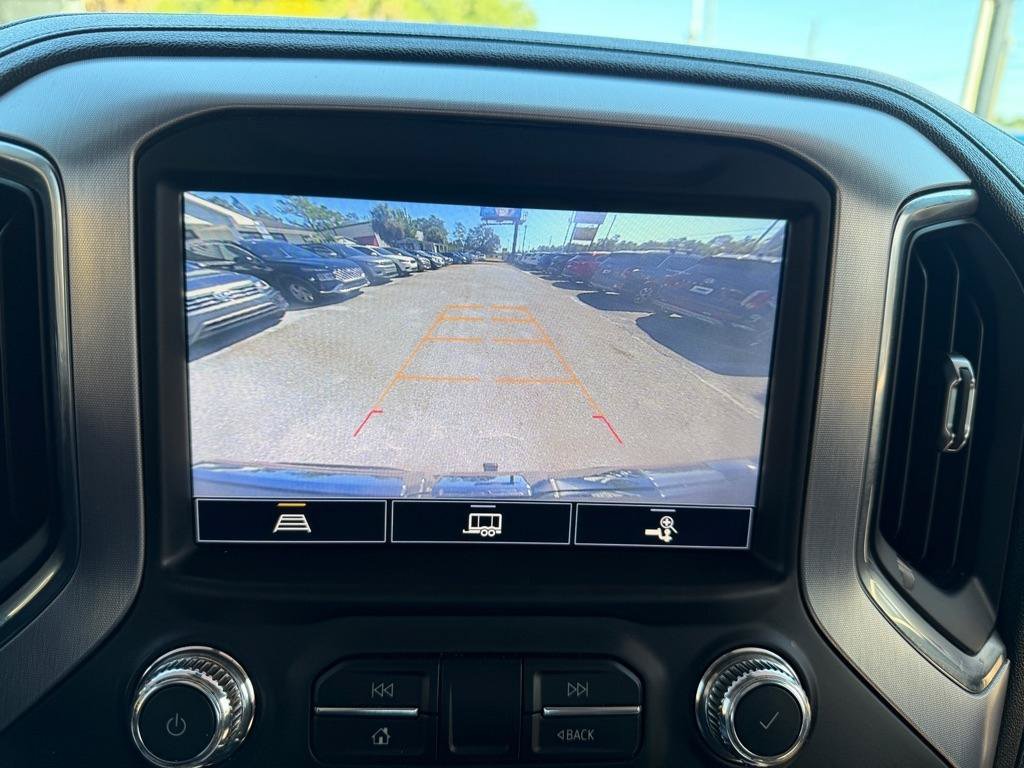 Used 2021 GMC Sierra 1500 SLT w/ SLT Premium Package RWD image 17