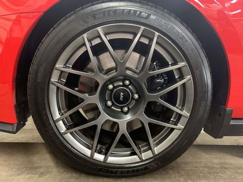 Used 2012 Ford Mustang Shelby GT500 w/ SVT Performance Pkg RWD image 76