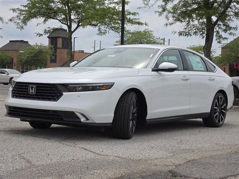 New 2025 Honda Accord Touring image 19