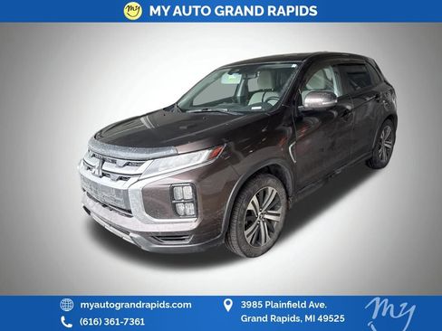 Used 2020 Mitsubishi Outlander Sport AWD image 5