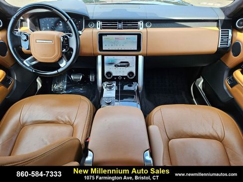Used 2021 Land Rover Range Rover Long Wheelbase Autobiography image 12