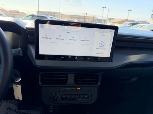 Used 2025 Ford Maverick XL w/ Equipment Group 102A image 19