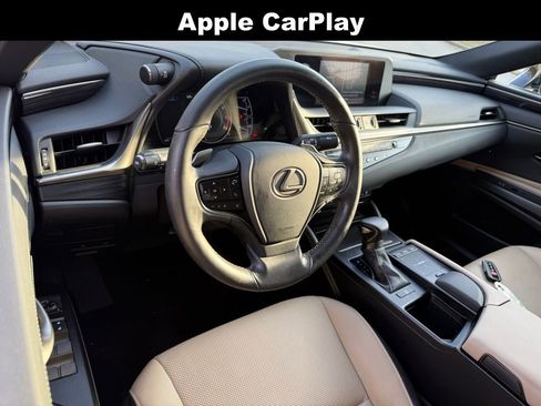 Used 2019 Lexus ES 350 image 3