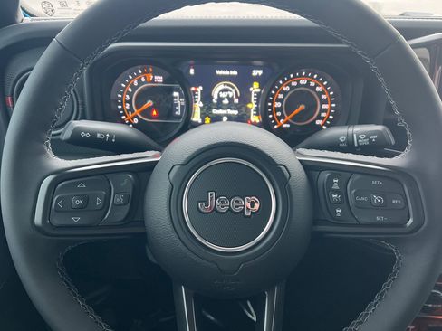 New 2026 Jeep Gladiator Rubicon AWD/4WD image 19