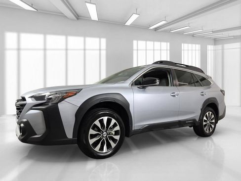 Used 2024 Subaru Outback Limited AWD/4WD image 2