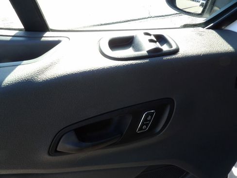 Used 2023 Ford Transit 350 XLT image 15