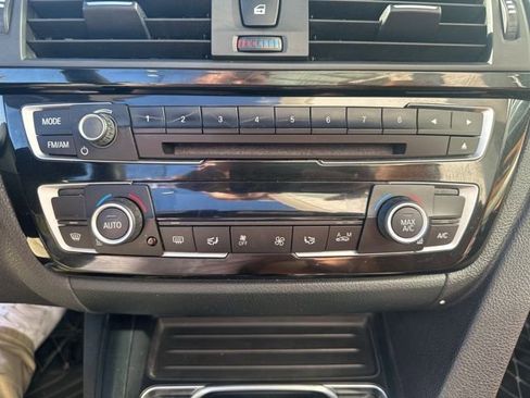 Used 2018 BMW 430i Convertible image 25