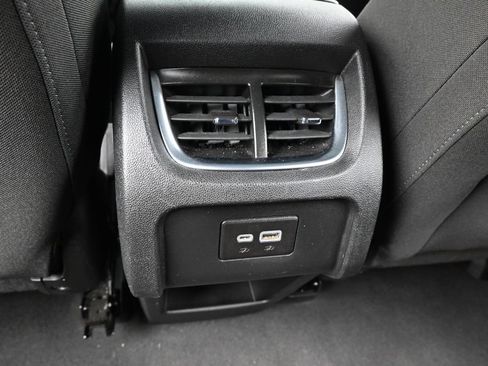 Used 2022 Chevrolet Blazer LT FWD image 39