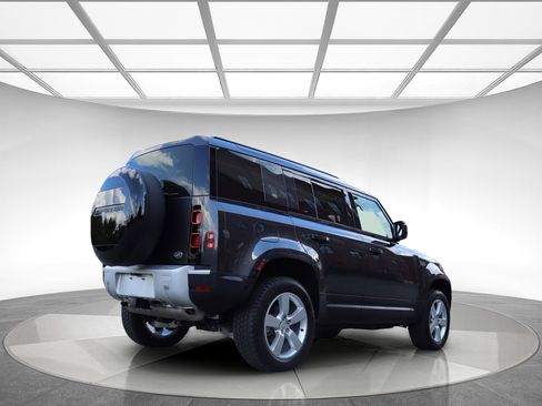 Used 2022 Land Rover Defender 110 S AWD/4WD image 6