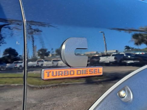 Used 2019 RAM 2500 Laramie image 12