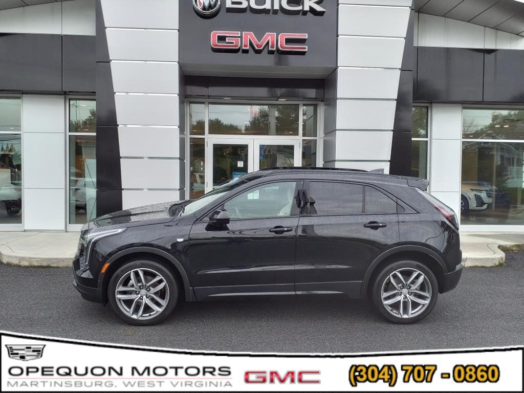 Used 2019 Cadillac XT4 Sport w/ Driver Assist Package AWD/4WD image 2