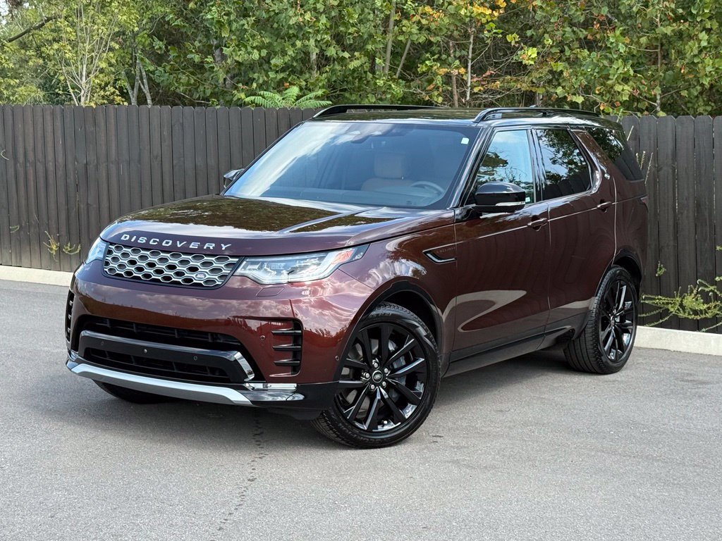 Certified 2026 Land Rover Discovery Limited Edition AWD/4WD image 1