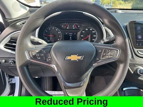 Used 2024 Chevrolet Malibu LT image 16