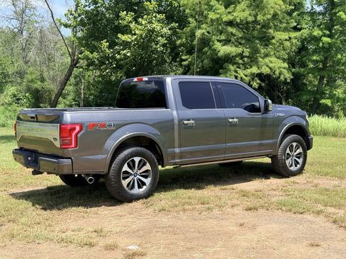 Used 2017 Ford F150 Platinum w/ Equipment Group 701A Luxury AWD/4WD image 5