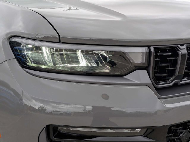 New 2027 Jeep Grand Cherokee Limited w/ Limited Altitude Package AWD/4WD image 16