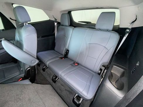 Used 2020 Buick Enclave Essence FWD image 30