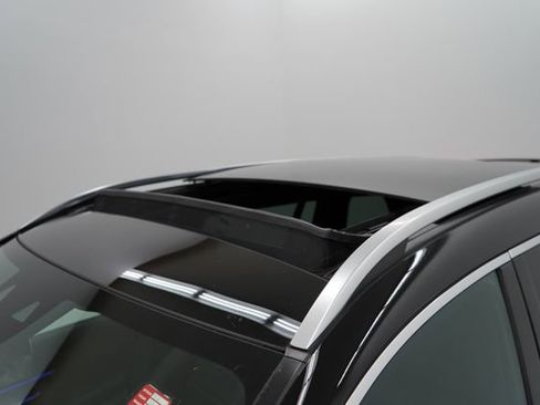 Used 2023 Mercedes-Benz GLS 450 4MATIC image 92