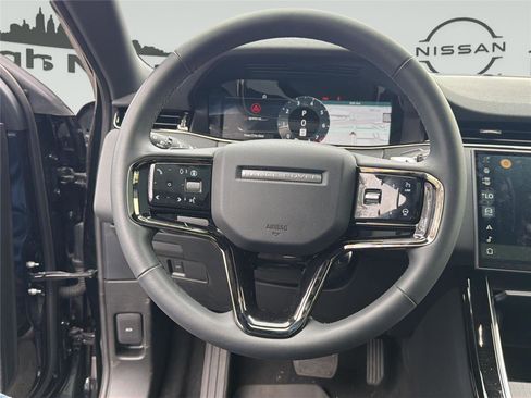 Used 2024 Land Rover Range Rover Evoque S AWD/4WD image 13
