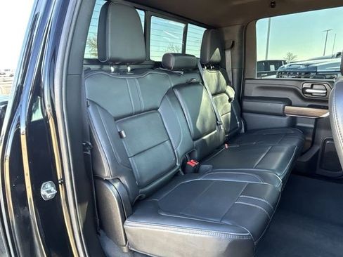 Used 2022 Chevrolet Silverado 3500 High Country image 22