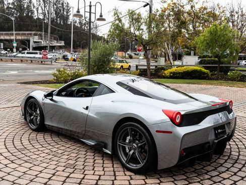 Used 2014 Ferrari 458 Speciale Coupe RWD image 8