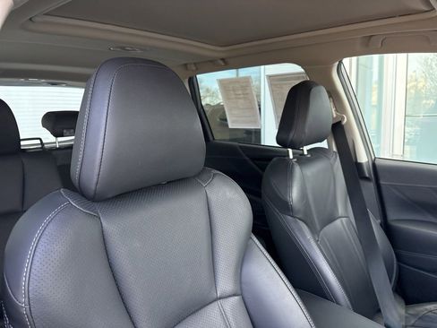 Used 2023 Subaru Forester Touring image 28