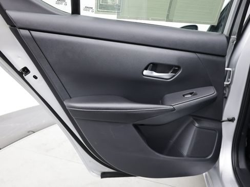 Used 2021 Nissan Sentra SV FWD image 31