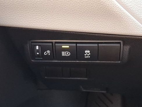 Certified 2026 Toyota Corolla Cross L FWD image 24