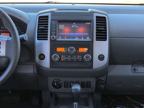 Used 2020 Nissan Frontier SV AWD/4WD image 17