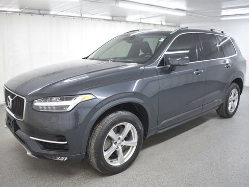 Used 2016 Volvo XC90 T5 Momentum image 3