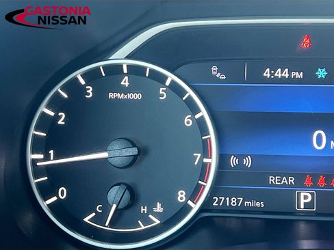 Used 2024 Nissan Murano SV FWD image 15