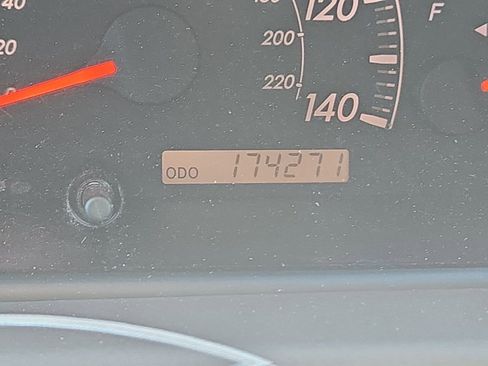 Used 2005 Toyota Camry image 9