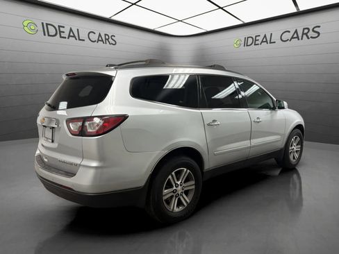 Used 2016 Chevrolet Traverse LT AWD/4WD image 5