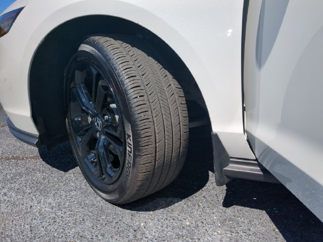 Used 2025 Honda Accord SE image 35