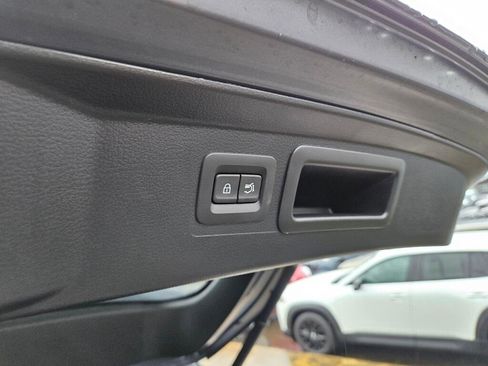 Certified 2025 MAZDA CX-50 2.5 Hybrid w/ Preferred Pkg image 12