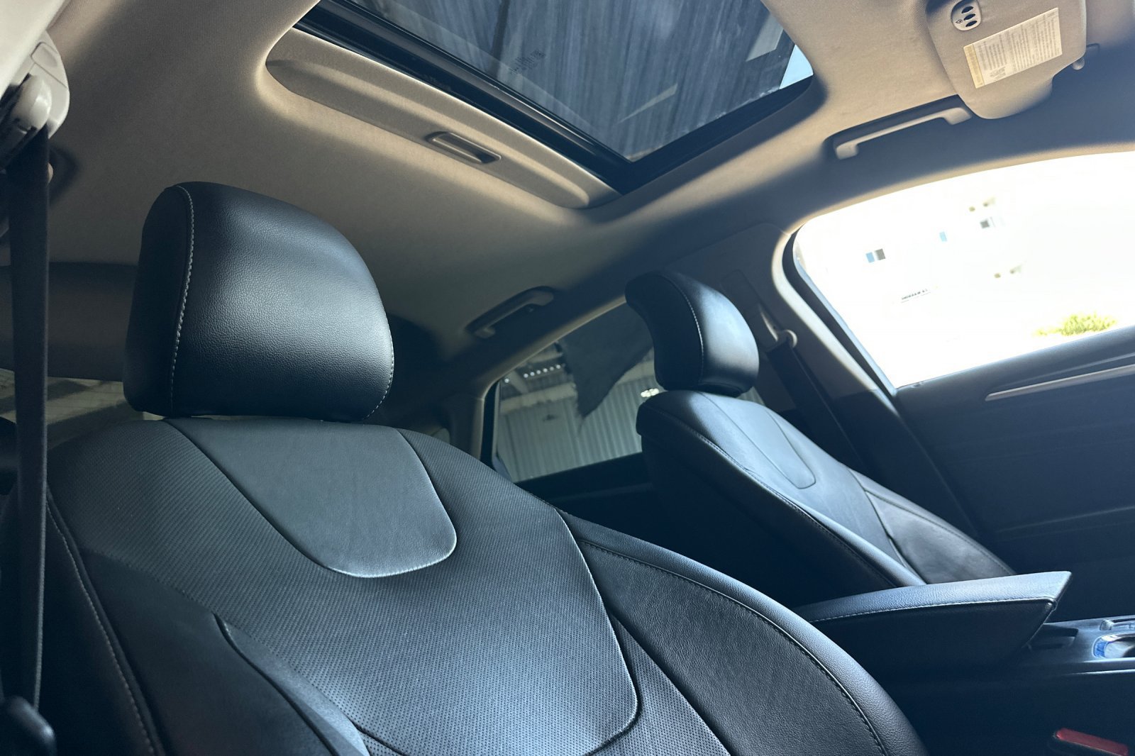 Used 2019 Ford Fusion Titanium FWD image 16