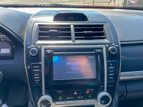 Used 2012 Toyota Camry SE FWD image 20