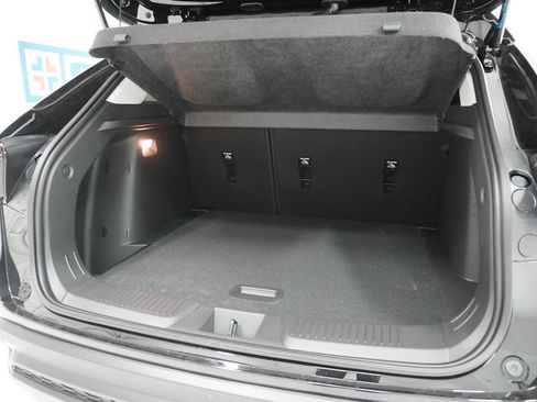 New 2026 Chevrolet Trax LT w/ Driver Confidence Package FWD image 7