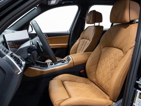 New 2026 BMW X5 xDrive50e image 23