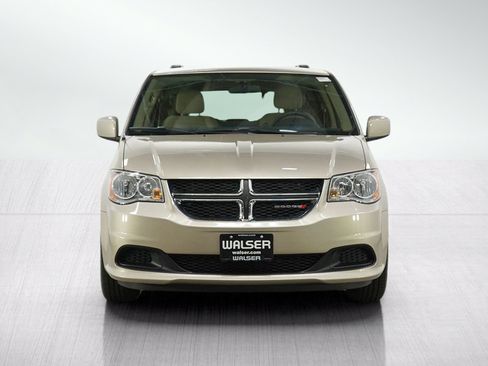 Used 2015 Dodge Grand Caravan SXT FWD image 8