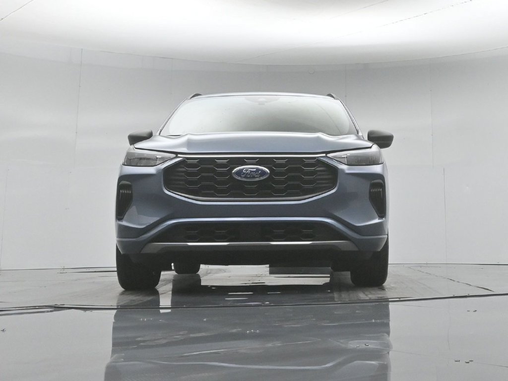 Used 2024 Ford Escape ST-Line w/ Tech Pack #1 FWD image 40
