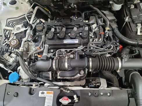 Used 2018 Honda Accord LX image 30