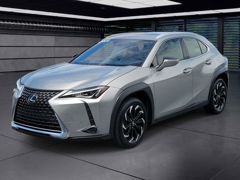Used 2021 Lexus UX 200 w/ Accessory Package (Z1) FWD image 1