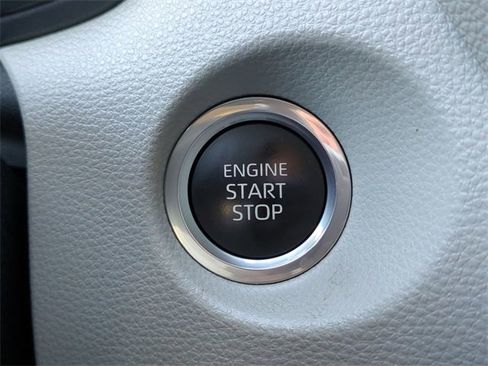 Used 2023 Toyota Corolla Cross LE image 25