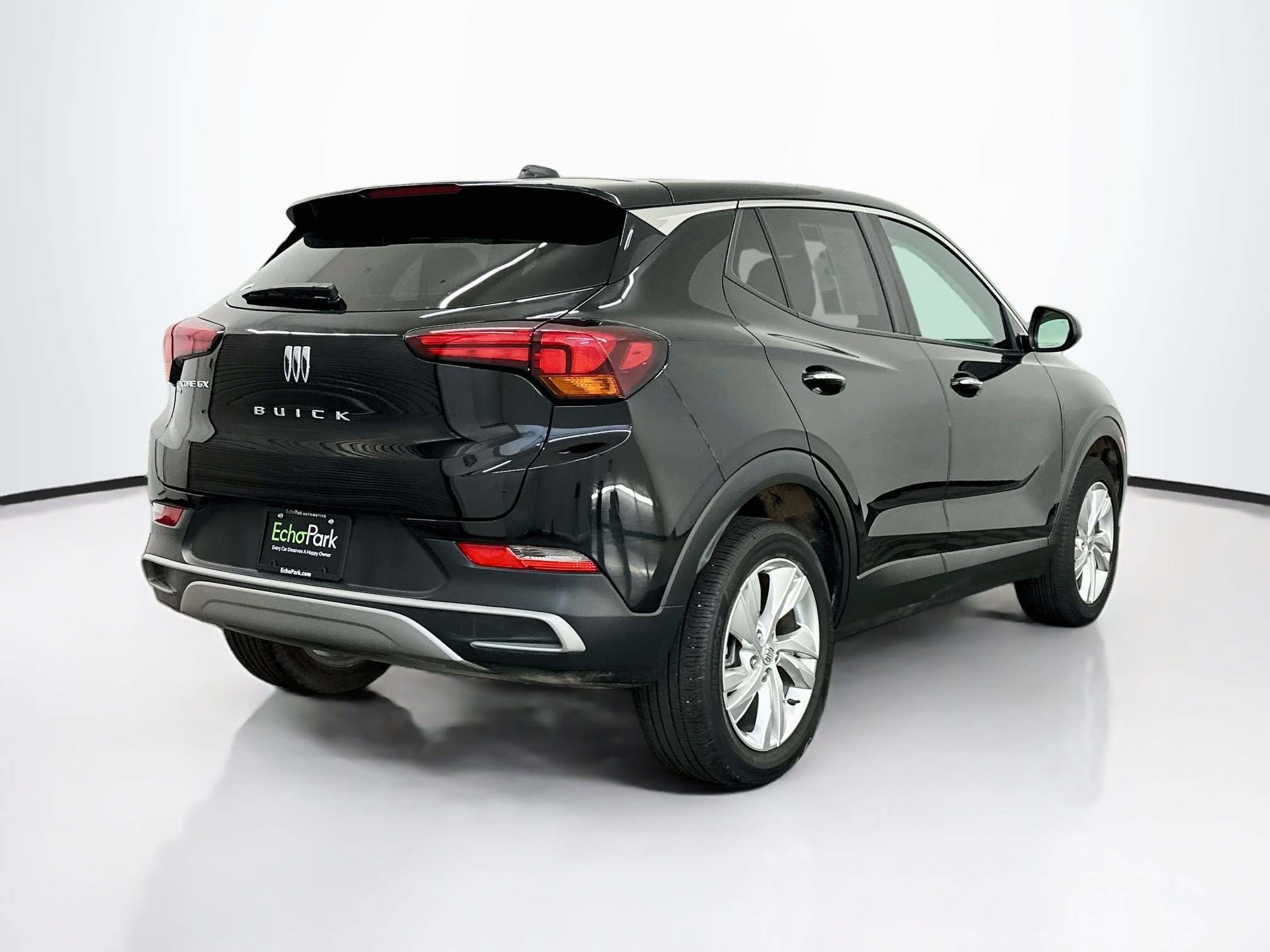 Used 2025 Buick Encore GX Preferred AWD/4WD image 9