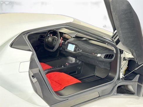 Used 2021 Ford GT Heritage Edition image 30