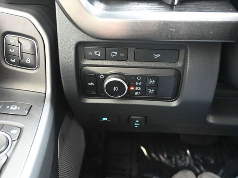 Used 2023 Ford F350 Lariat w/ Chrome Package image 23