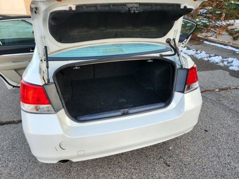 Used 2014 Subaru Legacy 2.5i Premium image 20