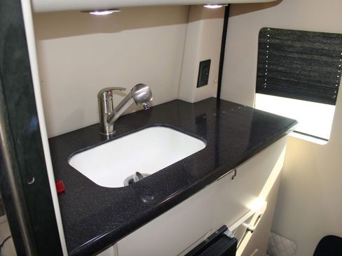 Used 2021 Mercedes-Benz Sprinter 3500 image 31