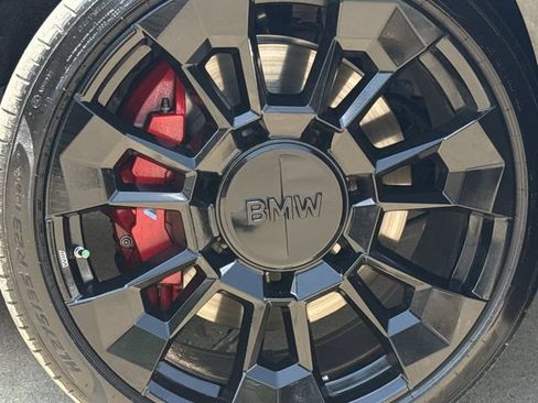 Used 2025 BMW XM AWD/4WD image 9